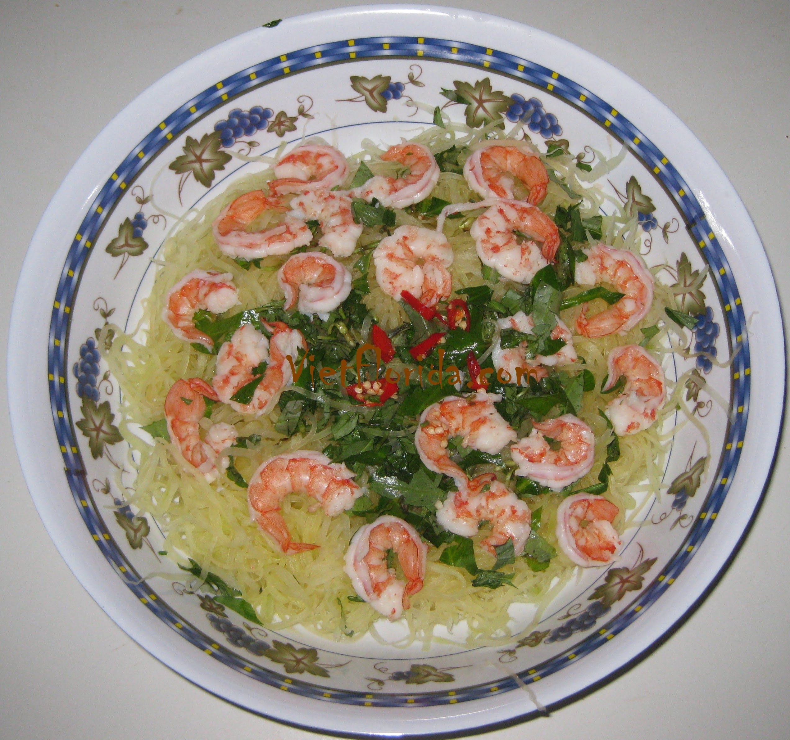 You are currently viewing Vietnamese Shrimp Papaya Salad